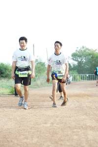 BIB: 250
                            <button type="button" onclick="openModal(3690757)" class="btn btn-primary btn-sm float-right btn-popup" data-toggle="modal" data-target=".modal-high-quality">
                        <i class="fas fa-shopping-cart"></i> Add to Cart
                    </button>
                                            <button type="button" onclick="isThisMe(3690757, true)" class="btn btn-success btn-sm float-right btn-popup btn-isme hidden" data-toggle="tooltip" data-placement="bottom" title="นี่คือรูปของคุณใช่ไหม คลิกที่นี่เพื่อเอาเข้าอัลบั้ม">
                        <i class="fas fa-plus"></i> Add to album
                    </button>
                    <button type="button" onclick="isThisMe(3690757, false)" class="btn btn-warning btn-sm float-right btn-popup btn-isnotme hidden">
                        <i class="fas fa-ban"></i> Remove from album
                    </button>