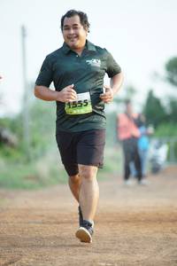 BIB: 1555, 
                            <button type="button" onclick="openModal(3690625)" class="btn btn-primary btn-sm float-right btn-popup" data-toggle="modal" data-target=".modal-high-quality">
                        <i class="fas fa-shopping-cart"></i> Add to Cart
                    </button>
                                            <button type="button" onclick="isThisMe(3690625, true)" class="btn btn-success btn-sm float-right btn-popup btn-isme hidden" data-toggle="tooltip" data-placement="bottom" title="นี่คือรูปของคุณใช่ไหม คลิกที่นี่เพื่อเอาเข้าอัลบั้ม">
                        <i class="fas fa-plus"></i> Add to album
                    </button>
                    <button type="button" onclick="isThisMe(3690625, false)" class="btn btn-warning btn-sm float-right btn-popup btn-isnotme hidden">
                        <i class="fas fa-ban"></i> Remove from album
                    </button>