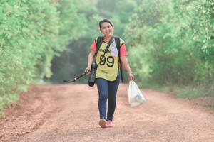 BIB: 
                            <button type="button" onclick="openModal(3709726)" class="btn btn-primary btn-sm float-right btn-popup" data-toggle="modal" data-target=".modal-high-quality">
                        <i class="fas fa-shopping-cart"></i> Add to Cart
                    </button>
                                            <button type="button" onclick="isThisMe(3709726, true)" class="btn btn-success btn-sm float-right btn-popup btn-isme hidden" data-toggle="tooltip" data-placement="bottom" title="นี่คือรูปของคุณใช่ไหม คลิกที่นี่เพื่อเอาเข้าอัลบั้ม">
                        <i class="fas fa-plus"></i> Add to album
                    </button>
                    <button type="button" onclick="isThisMe(3709726, false)" class="btn btn-warning btn-sm float-right btn-popup btn-isnotme hidden">
                        <i class="fas fa-ban"></i> Remove from album
                    </button>