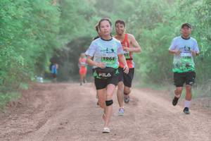 BIB: 1964, 1090
                            <button type="button" onclick="openModal(3700957)" class="btn btn-primary btn-sm float-right btn-popup" data-toggle="modal" data-target=".modal-high-quality">
                        <i class="fas fa-shopping-cart"></i> Add to Cart
                    </button>
                                            <button type="button" onclick="isThisMe(3700957, true)" class="btn btn-success btn-sm float-right btn-popup btn-isme hidden" data-toggle="tooltip" data-placement="bottom" title="นี่คือรูปของคุณใช่ไหม คลิกที่นี่เพื่อเอาเข้าอัลบั้ม">
                        <i class="fas fa-plus"></i> Add to album
                    </button>
                    <button type="button" onclick="isThisMe(3700957, false)" class="btn btn-warning btn-sm float-right btn-popup btn-isnotme hidden">
                        <i class="fas fa-ban"></i> Remove from album
                    </button>