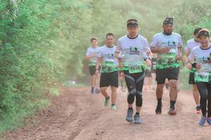 BIB: 1911, 2292
                            <button type="button" onclick="openModal(3707072)" class="btn btn-primary btn-sm float-right btn-popup" data-toggle="modal" data-target=".modal-high-quality">
                        <i class="fas fa-shopping-cart"></i> Add to Cart
                    </button>
                                            <button type="button" onclick="isThisMe(3707072, true)" class="btn btn-success btn-sm float-right btn-popup btn-isme hidden" data-toggle="tooltip" data-placement="bottom" title="นี่คือรูปของคุณใช่ไหม คลิกที่นี่เพื่อเอาเข้าอัลบั้ม">
                        <i class="fas fa-plus"></i> Add to album
                    </button>
                    <button type="button" onclick="isThisMe(3707072, false)" class="btn btn-warning btn-sm float-right btn-popup btn-isnotme hidden">
                        <i class="fas fa-ban"></i> Remove from album
                    </button>