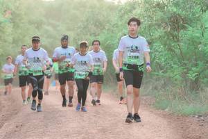 BIB: 1988
                            <button type="button" onclick="openModal(3707068)" class="btn btn-primary btn-sm float-right btn-popup" data-toggle="modal" data-target=".modal-high-quality">
                        <i class="fas fa-shopping-cart"></i> Add to Cart
                    </button>
                                            <button type="button" onclick="isThisMe(3707068, true)" class="btn btn-success btn-sm float-right btn-popup btn-isme hidden" data-toggle="tooltip" data-placement="bottom" title="นี่คือรูปของคุณใช่ไหม คลิกที่นี่เพื่อเอาเข้าอัลบั้ม">
                        <i class="fas fa-plus"></i> Add to album
                    </button>
                    <button type="button" onclick="isThisMe(3707068, false)" class="btn btn-warning btn-sm float-right btn-popup btn-isnotme hidden">
                        <i class="fas fa-ban"></i> Remove from album
                    </button>