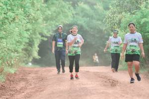 BIB: 2414, 2912
                            <button type="button" onclick="openModal(3709654)" class="btn btn-primary btn-sm float-right btn-popup" data-toggle="modal" data-target=".modal-high-quality">
                        <i class="fas fa-shopping-cart"></i> Add to Cart
                    </button>
                                            <button type="button" onclick="isThisMe(3709654, true)" class="btn btn-success btn-sm float-right btn-popup btn-isme hidden" data-toggle="tooltip" data-placement="bottom" title="นี่คือรูปของคุณใช่ไหม คลิกที่นี่เพื่อเอาเข้าอัลบั้ม">
                        <i class="fas fa-plus"></i> Add to album
                    </button>
                    <button type="button" onclick="isThisMe(3709654, false)" class="btn btn-warning btn-sm float-right btn-popup btn-isnotme hidden">
                        <i class="fas fa-ban"></i> Remove from album
                    </button>