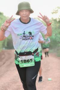 BIB: 1865
                            <button type="button" onclick="openModal(3707654)" class="btn btn-primary btn-sm float-right btn-popup" data-toggle="modal" data-target=".modal-high-quality">
                        <i class="fas fa-shopping-cart"></i> Add to Cart
                    </button>
                                            <button type="button" onclick="isThisMe(3707654, true)" class="btn btn-success btn-sm float-right btn-popup btn-isme hidden" data-toggle="tooltip" data-placement="bottom" title="นี่คือรูปของคุณใช่ไหม คลิกที่นี่เพื่อเอาเข้าอัลบั้ม">
                        <i class="fas fa-plus"></i> Add to album
                    </button>
                    <button type="button" onclick="isThisMe(3707654, false)" class="btn btn-warning btn-sm float-right btn-popup btn-isnotme hidden">
                        <i class="fas fa-ban"></i> Remove from album
                    </button>