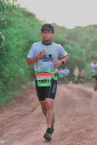 BIB: 1891
                            <button type="button" onclick="openModal(3701130)" class="btn btn-primary btn-sm float-right btn-popup" data-toggle="modal" data-target=".modal-high-quality">
                        <i class="fas fa-shopping-cart"></i> Add to Cart
                    </button>
                                            <button type="button" onclick="isThisMe(3701130, true)" class="btn btn-success btn-sm float-right btn-popup btn-isme hidden" data-toggle="tooltip" data-placement="bottom" title="นี่คือรูปของคุณใช่ไหม คลิกที่นี่เพื่อเอาเข้าอัลบั้ม">
                        <i class="fas fa-plus"></i> Add to album
                    </button>
                    <button type="button" onclick="isThisMe(3701130, false)" class="btn btn-warning btn-sm float-right btn-popup btn-isnotme hidden">
                        <i class="fas fa-ban"></i> Remove from album
                    </button>