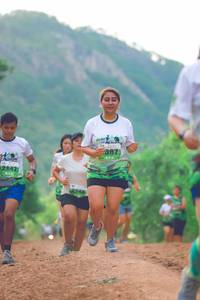 BIB: 987
                            <button type="button" onclick="openModal(3739226)" class="btn btn-primary btn-sm float-right btn-popup" data-toggle="modal" data-target=".modal-high-quality">
                        <i class="fas fa-shopping-cart"></i> Add to Cart
                    </button>
                                            <button type="button" onclick="isThisMe(3739226, true)" class="btn btn-success btn-sm float-right btn-popup btn-isme hidden" data-toggle="tooltip" data-placement="bottom" title="นี่คือรูปของคุณใช่ไหม คลิกที่นี่เพื่อเอาเข้าอัลบั้ม">
                        <i class="fas fa-plus"></i> Add to album
                    </button>
                    <button type="button" onclick="isThisMe(3739226, false)" class="btn btn-warning btn-sm float-right btn-popup btn-isnotme hidden">
                        <i class="fas fa-ban"></i> Remove from album
                    </button>