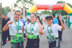 BIB: 1642
                            <button type="button" onclick="openModal(3740373)" class="btn btn-primary btn-sm float-right btn-popup" data-toggle="modal" data-target=".modal-high-quality">
                        <i class="fas fa-shopping-cart"></i> Add to Cart
                    </button>
                                            <button type="button" onclick="isThisMe(3740373, true)" class="btn btn-success btn-sm float-right btn-popup btn-isme hidden" data-toggle="tooltip" data-placement="bottom" title="นี่คือรูปของคุณใช่ไหม คลิกที่นี่เพื่อเอาเข้าอัลบั้ม">
                        <i class="fas fa-plus"></i> Add to album
                    </button>
                    <button type="button" onclick="isThisMe(3740373, false)" class="btn btn-warning btn-sm float-right btn-popup btn-isnotme hidden">
                        <i class="fas fa-ban"></i> Remove from album
                    </button>