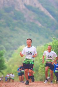 BIB: 22901, 2129
                            <button type="button" onclick="openModal(3733560)" class="btn btn-primary btn-sm float-right btn-popup" data-toggle="modal" data-target=".modal-high-quality">
                        <i class="fas fa-shopping-cart"></i> Add to Cart
                    </button>
                                            <button type="button" onclick="isThisMe(3733560, true)" class="btn btn-success btn-sm float-right btn-popup btn-isme hidden" data-toggle="tooltip" data-placement="bottom" title="นี่คือรูปของคุณใช่ไหม คลิกที่นี่เพื่อเอาเข้าอัลบั้ม">
                        <i class="fas fa-plus"></i> Add to album
                    </button>
                    <button type="button" onclick="isThisMe(3733560, false)" class="btn btn-warning btn-sm float-right btn-popup btn-isnotme hidden">
                        <i class="fas fa-ban"></i> Remove from album
                    </button>