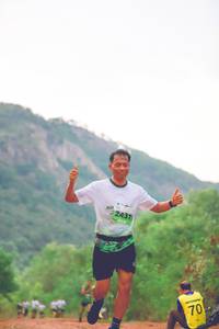 BIB: 231
                            <button type="button" onclick="openModal(3733228)" class="btn btn-primary btn-sm float-right btn-popup" data-toggle="modal" data-target=".modal-high-quality">
                        <i class="fas fa-shopping-cart"></i> Add to Cart
                    </button>
                                            <button type="button" onclick="isThisMe(3733228, true)" class="btn btn-success btn-sm float-right btn-popup btn-isme hidden" data-toggle="tooltip" data-placement="bottom" title="นี่คือรูปของคุณใช่ไหม คลิกที่นี่เพื่อเอาเข้าอัลบั้ม">
                        <i class="fas fa-plus"></i> Add to album
                    </button>
                    <button type="button" onclick="isThisMe(3733228, false)" class="btn btn-warning btn-sm float-right btn-popup btn-isnotme hidden">
                        <i class="fas fa-ban"></i> Remove from album
                    </button>