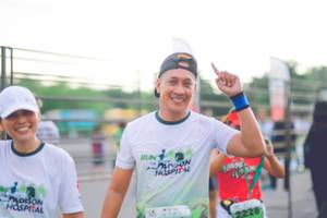 BIB: 2040
                            <button type="button" onclick="openModal(3740282)" class="btn btn-primary btn-sm float-right btn-popup" data-toggle="modal" data-target=".modal-high-quality">
                        <i class="fas fa-shopping-cart"></i> Add to Cart
                    </button>
                                            <button type="button" onclick="isThisMe(3740282, true)" class="btn btn-success btn-sm float-right btn-popup btn-isme hidden" data-toggle="tooltip" data-placement="bottom" title="นี่คือรูปของคุณใช่ไหม คลิกที่นี่เพื่อเอาเข้าอัลบั้ม">
                        <i class="fas fa-plus"></i> Add to album
                    </button>
                    <button type="button" onclick="isThisMe(3740282, false)" class="btn btn-warning btn-sm float-right btn-popup btn-isnotme hidden">
                        <i class="fas fa-ban"></i> Remove from album
                    </button>