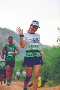 BIB: 2071
                            <button type="button" onclick="openModal(3737892)" class="btn btn-primary btn-sm float-right btn-popup" data-toggle="modal" data-target=".modal-high-quality">
                        <i class="fas fa-shopping-cart"></i> Add to Cart
                    </button>
                                            <button type="button" onclick="isThisMe(3737892, true)" class="btn btn-success btn-sm float-right btn-popup btn-isme hidden" data-toggle="tooltip" data-placement="bottom" title="นี่คือรูปของคุณใช่ไหม คลิกที่นี่เพื่อเอาเข้าอัลบั้ม">
                        <i class="fas fa-plus"></i> Add to album
                    </button>
                    <button type="button" onclick="isThisMe(3737892, false)" class="btn btn-warning btn-sm float-right btn-popup btn-isnotme hidden">
                        <i class="fas fa-ban"></i> Remove from album
                    </button>