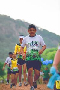 BIB: 1648
                            <button type="button" onclick="openModal(3738900)" class="btn btn-primary btn-sm float-right btn-popup" data-toggle="modal" data-target=".modal-high-quality">
                        <i class="fas fa-shopping-cart"></i> Add to Cart
                    </button>
                                            <button type="button" onclick="isThisMe(3738900, true)" class="btn btn-success btn-sm float-right btn-popup btn-isme hidden" data-toggle="tooltip" data-placement="bottom" title="นี่คือรูปของคุณใช่ไหม คลิกที่นี่เพื่อเอาเข้าอัลบั้ม">
                        <i class="fas fa-plus"></i> Add to album
                    </button>
                    <button type="button" onclick="isThisMe(3738900, false)" class="btn btn-warning btn-sm float-right btn-popup btn-isnotme hidden">
                        <i class="fas fa-ban"></i> Remove from album
                    </button>