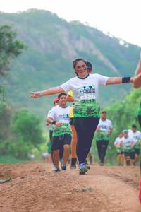 BIB: 2112
                            <button type="button" onclick="openModal(3738883)" class="btn btn-primary btn-sm float-right btn-popup" data-toggle="modal" data-target=".modal-high-quality">
                        <i class="fas fa-shopping-cart"></i> Add to Cart
                    </button>
                                            <button type="button" onclick="isThisMe(3738883, true)" class="btn btn-success btn-sm float-right btn-popup btn-isme hidden" data-toggle="tooltip" data-placement="bottom" title="นี่คือรูปของคุณใช่ไหม คลิกที่นี่เพื่อเอาเข้าอัลบั้ม">
                        <i class="fas fa-plus"></i> Add to album
                    </button>
                    <button type="button" onclick="isThisMe(3738883, false)" class="btn btn-warning btn-sm float-right btn-popup btn-isnotme hidden">
                        <i class="fas fa-ban"></i> Remove from album
                    </button>