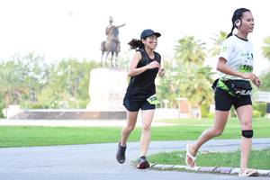 BIB: 
                            <button type="button" onclick="openModal(3575750)" class="btn btn-primary btn-sm float-right btn-popup" data-toggle="modal" data-target=".modal-high-quality">
                        <i class="fas fa-shopping-cart"></i> Add to Cart
                    </button>
                                            <button type="button" onclick="isThisMe(3575750, true)" class="btn btn-success btn-sm float-right btn-popup btn-isme hidden" data-toggle="tooltip" data-placement="bottom" title="นี่คือรูปของคุณใช่ไหม คลิกที่นี่เพื่อเอาเข้าอัลบั้ม">
                        <i class="fas fa-plus"></i> Add to album
                    </button>
                    <button type="button" onclick="isThisMe(3575750, false)" class="btn btn-warning btn-sm float-right btn-popup btn-isnotme hidden">
                        <i class="fas fa-ban"></i> Remove from album
                    </button>