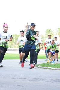 BIB: 1501
                            <button type="button" onclick="openModal(3645551)" class="btn btn-primary btn-sm float-right btn-popup" data-toggle="modal" data-target=".modal-high-quality">
                        <i class="fas fa-shopping-cart"></i> Add to Cart
                    </button>
                                            <button type="button" onclick="isThisMe(3645551, true)" class="btn btn-success btn-sm float-right btn-popup btn-isme hidden" data-toggle="tooltip" data-placement="bottom" title="นี่คือรูปของคุณใช่ไหม คลิกที่นี่เพื่อเอาเข้าอัลบั้ม">
                        <i class="fas fa-plus"></i> Add to album
                    </button>
                    <button type="button" onclick="isThisMe(3645551, false)" class="btn btn-warning btn-sm float-right btn-popup btn-isnotme hidden">
                        <i class="fas fa-ban"></i> Remove from album
                    </button>