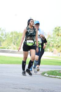 BIB: 1914
                            <button type="button" onclick="openModal(3646960)" class="btn btn-primary btn-sm float-right btn-popup" data-toggle="modal" data-target=".modal-high-quality">
                        <i class="fas fa-shopping-cart"></i> Add to Cart
                    </button>
                                            <button type="button" onclick="isThisMe(3646960, true)" class="btn btn-success btn-sm float-right btn-popup btn-isme hidden" data-toggle="tooltip" data-placement="bottom" title="นี่คือรูปของคุณใช่ไหม คลิกที่นี่เพื่อเอาเข้าอัลบั้ม">
                        <i class="fas fa-plus"></i> Add to album
                    </button>
                    <button type="button" onclick="isThisMe(3646960, false)" class="btn btn-warning btn-sm float-right btn-popup btn-isnotme hidden">
                        <i class="fas fa-ban"></i> Remove from album
                    </button>