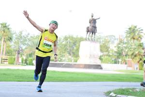 BIB: 1568
                            <button type="button" onclick="openModal(3575651)" class="btn btn-primary btn-sm float-right btn-popup" data-toggle="modal" data-target=".modal-high-quality">
                        <i class="fas fa-shopping-cart"></i> Add to Cart
                    </button>
                                            <button type="button" onclick="isThisMe(3575651, true)" class="btn btn-success btn-sm float-right btn-popup btn-isme hidden" data-toggle="tooltip" data-placement="bottom" title="นี่คือรูปของคุณใช่ไหม คลิกที่นี่เพื่อเอาเข้าอัลบั้ม">
                        <i class="fas fa-plus"></i> Add to album
                    </button>
                    <button type="button" onclick="isThisMe(3575651, false)" class="btn btn-warning btn-sm float-right btn-popup btn-isnotme hidden">
                        <i class="fas fa-ban"></i> Remove from album
                    </button>