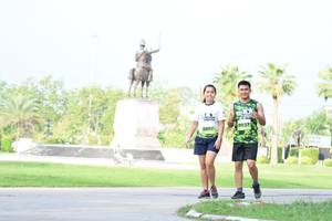 BIB: 2027, 2497
                            <button type="button" onclick="openModal(3666725)" class="btn btn-primary btn-sm float-right btn-popup" data-toggle="modal" data-target=".modal-high-quality">
                        <i class="fas fa-shopping-cart"></i> Add to Cart
                    </button>
                                            <button type="button" onclick="isThisMe(3666725, true)" class="btn btn-success btn-sm float-right btn-popup btn-isme hidden" data-toggle="tooltip" data-placement="bottom" title="นี่คือรูปของคุณใช่ไหม คลิกที่นี่เพื่อเอาเข้าอัลบั้ม">
                        <i class="fas fa-plus"></i> Add to album
                    </button>
                    <button type="button" onclick="isThisMe(3666725, false)" class="btn btn-warning btn-sm float-right btn-popup btn-isnotme hidden">
                        <i class="fas fa-ban"></i> Remove from album
                    </button>