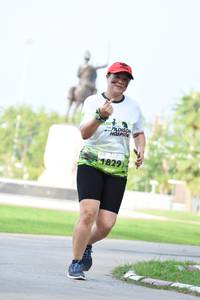 BIB: 1829
                            <button type="button" onclick="openModal(3666166)" class="btn btn-primary btn-sm float-right btn-popup" data-toggle="modal" data-target=".modal-high-quality">
                        <i class="fas fa-shopping-cart"></i> Add to Cart
                    </button>
                                            <button type="button" onclick="isThisMe(3666166, true)" class="btn btn-success btn-sm float-right btn-popup btn-isme hidden" data-toggle="tooltip" data-placement="bottom" title="นี่คือรูปของคุณใช่ไหม คลิกที่นี่เพื่อเอาเข้าอัลบั้ม">
                        <i class="fas fa-plus"></i> Add to album
                    </button>
                    <button type="button" onclick="isThisMe(3666166, false)" class="btn btn-warning btn-sm float-right btn-popup btn-isnotme hidden">
                        <i class="fas fa-ban"></i> Remove from album
                    </button>