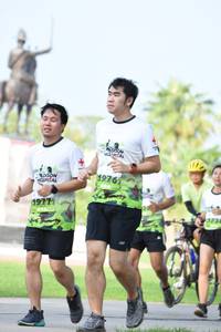 BIB: 1976, 1724
                            <button type="button" onclick="openModal(3666615)" class="btn btn-primary btn-sm float-right btn-popup" data-toggle="modal" data-target=".modal-high-quality">
                        <i class="fas fa-shopping-cart"></i> Add to Cart
                    </button>
                                            <button type="button" onclick="isThisMe(3666615, true)" class="btn btn-success btn-sm float-right btn-popup btn-isme hidden" data-toggle="tooltip" data-placement="bottom" title="นี่คือรูปของคุณใช่ไหม คลิกที่นี่เพื่อเอาเข้าอัลบั้ม">
                        <i class="fas fa-plus"></i> Add to album
                    </button>
                    <button type="button" onclick="isThisMe(3666615, false)" class="btn btn-warning btn-sm float-right btn-popup btn-isnotme hidden">
                        <i class="fas fa-ban"></i> Remove from album
                    </button>