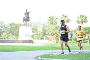 BIB: 
                            <button type="button" onclick="openModal(3570979)" class="btn btn-primary btn-sm float-right btn-popup" data-toggle="modal" data-target=".modal-high-quality">
                        <i class="fas fa-shopping-cart"></i> Add to Cart
                    </button>
                                            <button type="button" onclick="isThisMe(3570979, true)" class="btn btn-success btn-sm float-right btn-popup btn-isme hidden" data-toggle="tooltip" data-placement="bottom" title="นี่คือรูปของคุณใช่ไหม คลิกที่นี่เพื่อเอาเข้าอัลบั้ม">
                        <i class="fas fa-plus"></i> Add to album
                    </button>
                    <button type="button" onclick="isThisMe(3570979, false)" class="btn btn-warning btn-sm float-right btn-popup btn-isnotme hidden">
                        <i class="fas fa-ban"></i> Remove from album
                    </button>