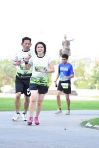 BIB: 951
                            <button type="button" onclick="openModal(3578497)" class="btn btn-primary btn-sm float-right btn-popup" data-toggle="modal" data-target=".modal-high-quality">
                        <i class="fas fa-shopping-cart"></i> Add to Cart
                    </button>
                                            <button type="button" onclick="isThisMe(3578497, true)" class="btn btn-success btn-sm float-right btn-popup btn-isme hidden" data-toggle="tooltip" data-placement="bottom" title="นี่คือรูปของคุณใช่ไหม คลิกที่นี่เพื่อเอาเข้าอัลบั้ม">
                        <i class="fas fa-plus"></i> Add to album
                    </button>
                    <button type="button" onclick="isThisMe(3578497, false)" class="btn btn-warning btn-sm float-right btn-popup btn-isnotme hidden">
                        <i class="fas fa-ban"></i> Remove from album
                    </button>