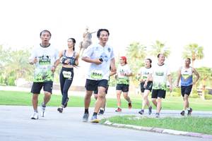 BIB: 2244, 188
                            <button type="button" onclick="openModal(3578078)" class="btn btn-primary btn-sm float-right btn-popup" data-toggle="modal" data-target=".modal-high-quality">
                        <i class="fas fa-shopping-cart"></i> Add to Cart
                    </button>
                                            <button type="button" onclick="isThisMe(3578078, true)" class="btn btn-success btn-sm float-right btn-popup btn-isme hidden" data-toggle="tooltip" data-placement="bottom" title="นี่คือรูปของคุณใช่ไหม คลิกที่นี่เพื่อเอาเข้าอัลบั้ม">
                        <i class="fas fa-plus"></i> Add to album
                    </button>
                    <button type="button" onclick="isThisMe(3578078, false)" class="btn btn-warning btn-sm float-right btn-popup btn-isnotme hidden">
                        <i class="fas fa-ban"></i> Remove from album
                    </button>