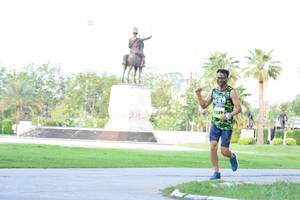 BIB: 239
                            <button type="button" onclick="openModal(3575671)" class="btn btn-primary btn-sm float-right btn-popup" data-toggle="modal" data-target=".modal-high-quality">
                        <i class="fas fa-shopping-cart"></i> Add to Cart
                    </button>
                                            <button type="button" onclick="isThisMe(3575671, true)" class="btn btn-success btn-sm float-right btn-popup btn-isme hidden" data-toggle="tooltip" data-placement="bottom" title="นี่คือรูปของคุณใช่ไหม คลิกที่นี่เพื่อเอาเข้าอัลบั้ม">
                        <i class="fas fa-plus"></i> Add to album
                    </button>
                    <button type="button" onclick="isThisMe(3575671, false)" class="btn btn-warning btn-sm float-right btn-popup btn-isnotme hidden">
                        <i class="fas fa-ban"></i> Remove from album
                    </button>