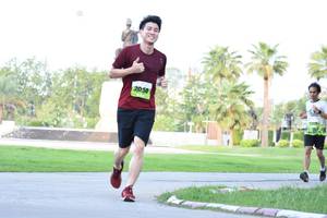 BIB: 2050
                            <button type="button" onclick="openModal(3575641)" class="btn btn-primary btn-sm float-right btn-popup" data-toggle="modal" data-target=".modal-high-quality">
                        <i class="fas fa-shopping-cart"></i> Add to Cart
                    </button>
                                            <button type="button" onclick="isThisMe(3575641, true)" class="btn btn-success btn-sm float-right btn-popup btn-isme hidden" data-toggle="tooltip" data-placement="bottom" title="นี่คือรูปของคุณใช่ไหม คลิกที่นี่เพื่อเอาเข้าอัลบั้ม">
                        <i class="fas fa-plus"></i> Add to album
                    </button>
                    <button type="button" onclick="isThisMe(3575641, false)" class="btn btn-warning btn-sm float-right btn-popup btn-isnotme hidden">
                        <i class="fas fa-ban"></i> Remove from album
                    </button>