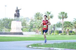 BIB: 1324
                            <button type="button" onclick="openModal(3570790)" class="btn btn-primary btn-sm float-right btn-popup" data-toggle="modal" data-target=".modal-high-quality">
                        <i class="fas fa-shopping-cart"></i> Add to Cart
                    </button>
                                            <button type="button" onclick="isThisMe(3570790, true)" class="btn btn-success btn-sm float-right btn-popup btn-isme hidden" data-toggle="tooltip" data-placement="bottom" title="นี่คือรูปของคุณใช่ไหม คลิกที่นี่เพื่อเอาเข้าอัลบั้ม">
                        <i class="fas fa-plus"></i> Add to album
                    </button>
                    <button type="button" onclick="isThisMe(3570790, false)" class="btn btn-warning btn-sm float-right btn-popup btn-isnotme hidden">
                        <i class="fas fa-ban"></i> Remove from album
                    </button>