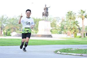 BIB: 25081
                            <button type="button" onclick="openModal(3575586)" class="btn btn-primary btn-sm float-right btn-popup" data-toggle="modal" data-target=".modal-high-quality">
                        <i class="fas fa-shopping-cart"></i> Add to Cart
                    </button>
                                            <button type="button" onclick="isThisMe(3575586, true)" class="btn btn-success btn-sm float-right btn-popup btn-isme hidden" data-toggle="tooltip" data-placement="bottom" title="นี่คือรูปของคุณใช่ไหม คลิกที่นี่เพื่อเอาเข้าอัลบั้ม">
                        <i class="fas fa-plus"></i> Add to album
                    </button>
                    <button type="button" onclick="isThisMe(3575586, false)" class="btn btn-warning btn-sm float-right btn-popup btn-isnotme hidden">
                        <i class="fas fa-ban"></i> Remove from album
                    </button>