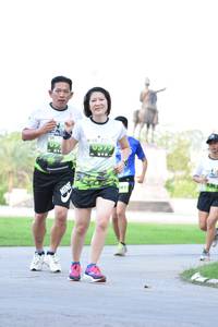 BIB: 579
                            <button type="button" onclick="openModal(3578505)" class="btn btn-primary btn-sm float-right btn-popup" data-toggle="modal" data-target=".modal-high-quality">
                        <i class="fas fa-shopping-cart"></i> Add to Cart
                    </button>
                                            <button type="button" onclick="isThisMe(3578505, true)" class="btn btn-success btn-sm float-right btn-popup btn-isme hidden" data-toggle="tooltip" data-placement="bottom" title="นี่คือรูปของคุณใช่ไหม คลิกที่นี่เพื่อเอาเข้าอัลบั้ม">
                        <i class="fas fa-plus"></i> Add to album
                    </button>
                    <button type="button" onclick="isThisMe(3578505, false)" class="btn btn-warning btn-sm float-right btn-popup btn-isnotme hidden">
                        <i class="fas fa-ban"></i> Remove from album
                    </button>