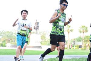 BIB: 2440
                            <button type="button" onclick="openModal(3577748)" class="btn btn-primary btn-sm float-right btn-popup" data-toggle="modal" data-target=".modal-high-quality">
                        <i class="fas fa-shopping-cart"></i> Add to Cart
                    </button>
                                            <button type="button" onclick="isThisMe(3577748, true)" class="btn btn-success btn-sm float-right btn-popup btn-isme hidden" data-toggle="tooltip" data-placement="bottom" title="นี่คือรูปของคุณใช่ไหม คลิกที่นี่เพื่อเอาเข้าอัลบั้ม">
                        <i class="fas fa-plus"></i> Add to album
                    </button>
                    <button type="button" onclick="isThisMe(3577748, false)" class="btn btn-warning btn-sm float-right btn-popup btn-isnotme hidden">
                        <i class="fas fa-ban"></i> Remove from album
                    </button>