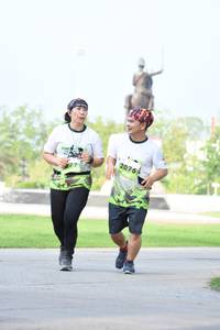 BIB: 2076
                            <button type="button" onclick="openModal(3666189)" class="btn btn-primary btn-sm float-right btn-popup" data-toggle="modal" data-target=".modal-high-quality">
                        <i class="fas fa-shopping-cart"></i> Add to Cart
                    </button>
                                            <button type="button" onclick="isThisMe(3666189, true)" class="btn btn-success btn-sm float-right btn-popup btn-isme hidden" data-toggle="tooltip" data-placement="bottom" title="นี่คือรูปของคุณใช่ไหม คลิกที่นี่เพื่อเอาเข้าอัลบั้ม">
                        <i class="fas fa-plus"></i> Add to album
                    </button>
                    <button type="button" onclick="isThisMe(3666189, false)" class="btn btn-warning btn-sm float-right btn-popup btn-isnotme hidden">
                        <i class="fas fa-ban"></i> Remove from album
                    </button>