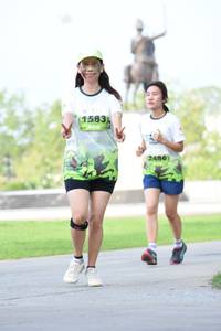 BIB: 1583, 2486
                            <button type="button" onclick="openModal(3653302)" class="btn btn-primary btn-sm float-right btn-popup" data-toggle="modal" data-target=".modal-high-quality">
                        <i class="fas fa-shopping-cart"></i> Add to Cart
                    </button>
                                            <button type="button" onclick="isThisMe(3653302, true)" class="btn btn-success btn-sm float-right btn-popup btn-isme hidden" data-toggle="tooltip" data-placement="bottom" title="นี่คือรูปของคุณใช่ไหม คลิกที่นี่เพื่อเอาเข้าอัลบั้ม">
                        <i class="fas fa-plus"></i> Add to album
                    </button>
                    <button type="button" onclick="isThisMe(3653302, false)" class="btn btn-warning btn-sm float-right btn-popup btn-isnotme hidden">
                        <i class="fas fa-ban"></i> Remove from album
                    </button>