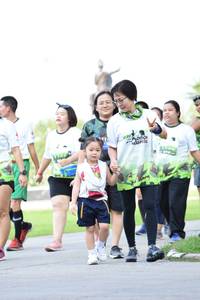 BIB: 
                            <button type="button" onclick="openModal(3646843)" class="btn btn-primary btn-sm float-right btn-popup" data-toggle="modal" data-target=".modal-high-quality">
                        <i class="fas fa-shopping-cart"></i> Add to Cart
                    </button>
                                            <button type="button" onclick="isThisMe(3646843, true)" class="btn btn-success btn-sm float-right btn-popup btn-isme hidden" data-toggle="tooltip" data-placement="bottom" title="นี่คือรูปของคุณใช่ไหม คลิกที่นี่เพื่อเอาเข้าอัลบั้ม">
                        <i class="fas fa-plus"></i> Add to album
                    </button>
                    <button type="button" onclick="isThisMe(3646843, false)" class="btn btn-warning btn-sm float-right btn-popup btn-isnotme hidden">
                        <i class="fas fa-ban"></i> Remove from album
                    </button>