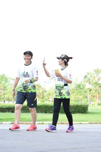 BIB: 
                            <button type="button" onclick="openModal(3646669)" class="btn btn-primary btn-sm float-right btn-popup" data-toggle="modal" data-target=".modal-high-quality">
                        <i class="fas fa-shopping-cart"></i> Add to Cart
                    </button>
                                            <button type="button" onclick="isThisMe(3646669, true)" class="btn btn-success btn-sm float-right btn-popup btn-isme hidden" data-toggle="tooltip" data-placement="bottom" title="นี่คือรูปของคุณใช่ไหม คลิกที่นี่เพื่อเอาเข้าอัลบั้ม">
                        <i class="fas fa-plus"></i> Add to album
                    </button>
                    <button type="button" onclick="isThisMe(3646669, false)" class="btn btn-warning btn-sm float-right btn-popup btn-isnotme hidden">
                        <i class="fas fa-ban"></i> Remove from album
                    </button>