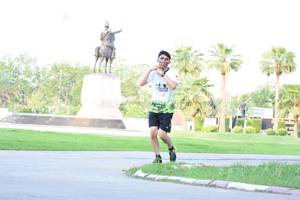 BIB: 2843
                            <button type="button" onclick="openModal(3577515)" class="btn btn-primary btn-sm float-right btn-popup" data-toggle="modal" data-target=".modal-high-quality">
                        <i class="fas fa-shopping-cart"></i> Add to Cart
                    </button>
                                            <button type="button" onclick="isThisMe(3577515, true)" class="btn btn-success btn-sm float-right btn-popup btn-isme hidden" data-toggle="tooltip" data-placement="bottom" title="นี่คือรูปของคุณใช่ไหม คลิกที่นี่เพื่อเอาเข้าอัลบั้ม">
                        <i class="fas fa-plus"></i> Add to album
                    </button>
                    <button type="button" onclick="isThisMe(3577515, false)" class="btn btn-warning btn-sm float-right btn-popup btn-isnotme hidden">
                        <i class="fas fa-ban"></i> Remove from album
                    </button>