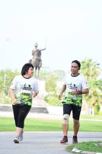 BIB: 1342
                            <button type="button" onclick="openModal(3666196)" class="btn btn-primary btn-sm float-right btn-popup" data-toggle="modal" data-target=".modal-high-quality">
                        <i class="fas fa-shopping-cart"></i> Add to Cart
                    </button>
                                            <button type="button" onclick="isThisMe(3666196, true)" class="btn btn-success btn-sm float-right btn-popup btn-isme hidden" data-toggle="tooltip" data-placement="bottom" title="นี่คือรูปของคุณใช่ไหม คลิกที่นี่เพื่อเอาเข้าอัลบั้ม">
                        <i class="fas fa-plus"></i> Add to album
                    </button>
                    <button type="button" onclick="isThisMe(3666196, false)" class="btn btn-warning btn-sm float-right btn-popup btn-isnotme hidden">
                        <i class="fas fa-ban"></i> Remove from album
                    </button>