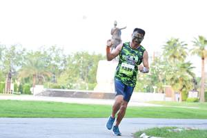 BIB: 1339
                            <button type="button" onclick="openModal(3575672)" class="btn btn-primary btn-sm float-right btn-popup" data-toggle="modal" data-target=".modal-high-quality">
                        <i class="fas fa-shopping-cart"></i> Add to Cart
                    </button>
                                            <button type="button" onclick="isThisMe(3575672, true)" class="btn btn-success btn-sm float-right btn-popup btn-isme hidden" data-toggle="tooltip" data-placement="bottom" title="นี่คือรูปของคุณใช่ไหม คลิกที่นี่เพื่อเอาเข้าอัลบั้ม">
                        <i class="fas fa-plus"></i> Add to album
                    </button>
                    <button type="button" onclick="isThisMe(3575672, false)" class="btn btn-warning btn-sm float-right btn-popup btn-isnotme hidden">
                        <i class="fas fa-ban"></i> Remove from album
                    </button>