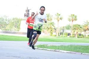 BIB: 247
                            <button type="button" onclick="openModal(3577566)" class="btn btn-primary btn-sm float-right btn-popup" data-toggle="modal" data-target=".modal-high-quality">
                        <i class="fas fa-shopping-cart"></i> Add to Cart
                    </button>
                                            <button type="button" onclick="isThisMe(3577566, true)" class="btn btn-success btn-sm float-right btn-popup btn-isme hidden" data-toggle="tooltip" data-placement="bottom" title="นี่คือรูปของคุณใช่ไหม คลิกที่นี่เพื่อเอาเข้าอัลบั้ม">
                        <i class="fas fa-plus"></i> Add to album
                    </button>
                    <button type="button" onclick="isThisMe(3577566, false)" class="btn btn-warning btn-sm float-right btn-popup btn-isnotme hidden">
                        <i class="fas fa-ban"></i> Remove from album
                    </button>