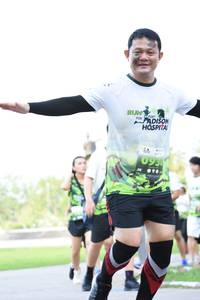 BIB: 930
                            <button type="button" onclick="openModal(3646024)" class="btn btn-primary btn-sm float-right btn-popup" data-toggle="modal" data-target=".modal-high-quality">
                        <i class="fas fa-shopping-cart"></i> Add to Cart
                    </button>
                                            <button type="button" onclick="isThisMe(3646024, true)" class="btn btn-success btn-sm float-right btn-popup btn-isme hidden" data-toggle="tooltip" data-placement="bottom" title="นี่คือรูปของคุณใช่ไหม คลิกที่นี่เพื่อเอาเข้าอัลบั้ม">
                        <i class="fas fa-plus"></i> Add to album
                    </button>
                    <button type="button" onclick="isThisMe(3646024, false)" class="btn btn-warning btn-sm float-right btn-popup btn-isnotme hidden">
                        <i class="fas fa-ban"></i> Remove from album
                    </button>