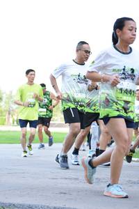 BIB: 1441
                            <button type="button" onclick="openModal(3579043)" class="btn btn-primary btn-sm float-right btn-popup" data-toggle="modal" data-target=".modal-high-quality">
                        <i class="fas fa-shopping-cart"></i> Add to Cart
                    </button>
                                            <button type="button" onclick="isThisMe(3579043, true)" class="btn btn-success btn-sm float-right btn-popup btn-isme hidden" data-toggle="tooltip" data-placement="bottom" title="นี่คือรูปของคุณใช่ไหม คลิกที่นี่เพื่อเอาเข้าอัลบั้ม">
                        <i class="fas fa-plus"></i> Add to album
                    </button>
                    <button type="button" onclick="isThisMe(3579043, false)" class="btn btn-warning btn-sm float-right btn-popup btn-isnotme hidden">
                        <i class="fas fa-ban"></i> Remove from album
                    </button>