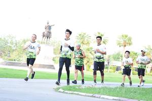 BIB: 2175
                            <button type="button" onclick="openModal(3577836)" class="btn btn-primary btn-sm float-right btn-popup" data-toggle="modal" data-target=".modal-high-quality">
                        <i class="fas fa-shopping-cart"></i> Add to Cart
                    </button>
                                            <button type="button" onclick="isThisMe(3577836, true)" class="btn btn-success btn-sm float-right btn-popup btn-isme hidden" data-toggle="tooltip" data-placement="bottom" title="นี่คือรูปของคุณใช่ไหม คลิกที่นี่เพื่อเอาเข้าอัลบั้ม">
                        <i class="fas fa-plus"></i> Add to album
                    </button>
                    <button type="button" onclick="isThisMe(3577836, false)" class="btn btn-warning btn-sm float-right btn-popup btn-isnotme hidden">
                        <i class="fas fa-ban"></i> Remove from album
                    </button>