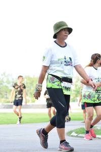 BIB: 865
                            <button type="button" onclick="openModal(3646872)" class="btn btn-primary btn-sm float-right btn-popup" data-toggle="modal" data-target=".modal-high-quality">
                        <i class="fas fa-shopping-cart"></i> Add to Cart
                    </button>
                                            <button type="button" onclick="isThisMe(3646872, true)" class="btn btn-success btn-sm float-right btn-popup btn-isme hidden" data-toggle="tooltip" data-placement="bottom" title="นี่คือรูปของคุณใช่ไหม คลิกที่นี่เพื่อเอาเข้าอัลบั้ม">
                        <i class="fas fa-plus"></i> Add to album
                    </button>
                    <button type="button" onclick="isThisMe(3646872, false)" class="btn btn-warning btn-sm float-right btn-popup btn-isnotme hidden">
                        <i class="fas fa-ban"></i> Remove from album
                    </button>