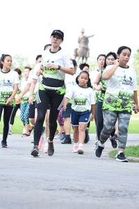 BIB: 
                            <button type="button" onclick="openModal(3646783)" class="btn btn-primary btn-sm float-right btn-popup" data-toggle="modal" data-target=".modal-high-quality">
                        <i class="fas fa-shopping-cart"></i> Add to Cart
                    </button>
                                            <button type="button" onclick="isThisMe(3646783, true)" class="btn btn-success btn-sm float-right btn-popup btn-isme hidden" data-toggle="tooltip" data-placement="bottom" title="นี่คือรูปของคุณใช่ไหม คลิกที่นี่เพื่อเอาเข้าอัลบั้ม">
                        <i class="fas fa-plus"></i> Add to album
                    </button>
                    <button type="button" onclick="isThisMe(3646783, false)" class="btn btn-warning btn-sm float-right btn-popup btn-isnotme hidden">
                        <i class="fas fa-ban"></i> Remove from album
                    </button>