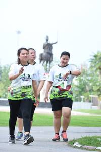 BIB: 1341
                            <button type="button" onclick="openModal(3673732)" class="btn btn-primary btn-sm float-right btn-popup" data-toggle="modal" data-target=".modal-high-quality">
                        <i class="fas fa-shopping-cart"></i> Add to Cart
                    </button>
                                            <button type="button" onclick="isThisMe(3673732, true)" class="btn btn-success btn-sm float-right btn-popup btn-isme hidden" data-toggle="tooltip" data-placement="bottom" title="นี่คือรูปของคุณใช่ไหม คลิกที่นี่เพื่อเอาเข้าอัลบั้ม">
                        <i class="fas fa-plus"></i> Add to album
                    </button>
                    <button type="button" onclick="isThisMe(3673732, false)" class="btn btn-warning btn-sm float-right btn-popup btn-isnotme hidden">
                        <i class="fas fa-ban"></i> Remove from album
                    </button>