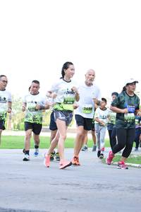 BIB: 2650
                            <button type="button" onclick="openModal(3579028)" class="btn btn-primary btn-sm float-right btn-popup" data-toggle="modal" data-target=".modal-high-quality">
                        <i class="fas fa-shopping-cart"></i> Add to Cart
                    </button>
                                            <button type="button" onclick="isThisMe(3579028, true)" class="btn btn-success btn-sm float-right btn-popup btn-isme hidden" data-toggle="tooltip" data-placement="bottom" title="นี่คือรูปของคุณใช่ไหม คลิกที่นี่เพื่อเอาเข้าอัลบั้ม">
                        <i class="fas fa-plus"></i> Add to album
                    </button>
                    <button type="button" onclick="isThisMe(3579028, false)" class="btn btn-warning btn-sm float-right btn-popup btn-isnotme hidden">
                        <i class="fas fa-ban"></i> Remove from album
                    </button>