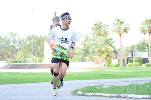 BIB: 1358
                            <button type="button" onclick="openModal(3571011)" class="btn btn-primary btn-sm float-right btn-popup" data-toggle="modal" data-target=".modal-high-quality">
                        <i class="fas fa-shopping-cart"></i> Add to Cart
                    </button>
                                            <button type="button" onclick="isThisMe(3571011, true)" class="btn btn-success btn-sm float-right btn-popup btn-isme hidden" data-toggle="tooltip" data-placement="bottom" title="นี่คือรูปของคุณใช่ไหม คลิกที่นี่เพื่อเอาเข้าอัลบั้ม">
                        <i class="fas fa-plus"></i> Add to album
                    </button>
                    <button type="button" onclick="isThisMe(3571011, false)" class="btn btn-warning btn-sm float-right btn-popup btn-isnotme hidden">
                        <i class="fas fa-ban"></i> Remove from album
                    </button>