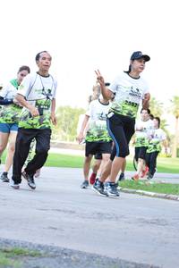 BIB: 2582
                            <button type="button" onclick="openModal(3579263)" class="btn btn-primary btn-sm float-right btn-popup" data-toggle="modal" data-target=".modal-high-quality">
                        <i class="fas fa-shopping-cart"></i> Add to Cart
                    </button>
                                            <button type="button" onclick="isThisMe(3579263, true)" class="btn btn-success btn-sm float-right btn-popup btn-isme hidden" data-toggle="tooltip" data-placement="bottom" title="นี่คือรูปของคุณใช่ไหม คลิกที่นี่เพื่อเอาเข้าอัลบั้ม">
                        <i class="fas fa-plus"></i> Add to album
                    </button>
                    <button type="button" onclick="isThisMe(3579263, false)" class="btn btn-warning btn-sm float-right btn-popup btn-isnotme hidden">
                        <i class="fas fa-ban"></i> Remove from album
                    </button>